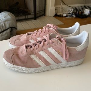 Adidas Gazelle sneakers size US 8 (men’s 6)